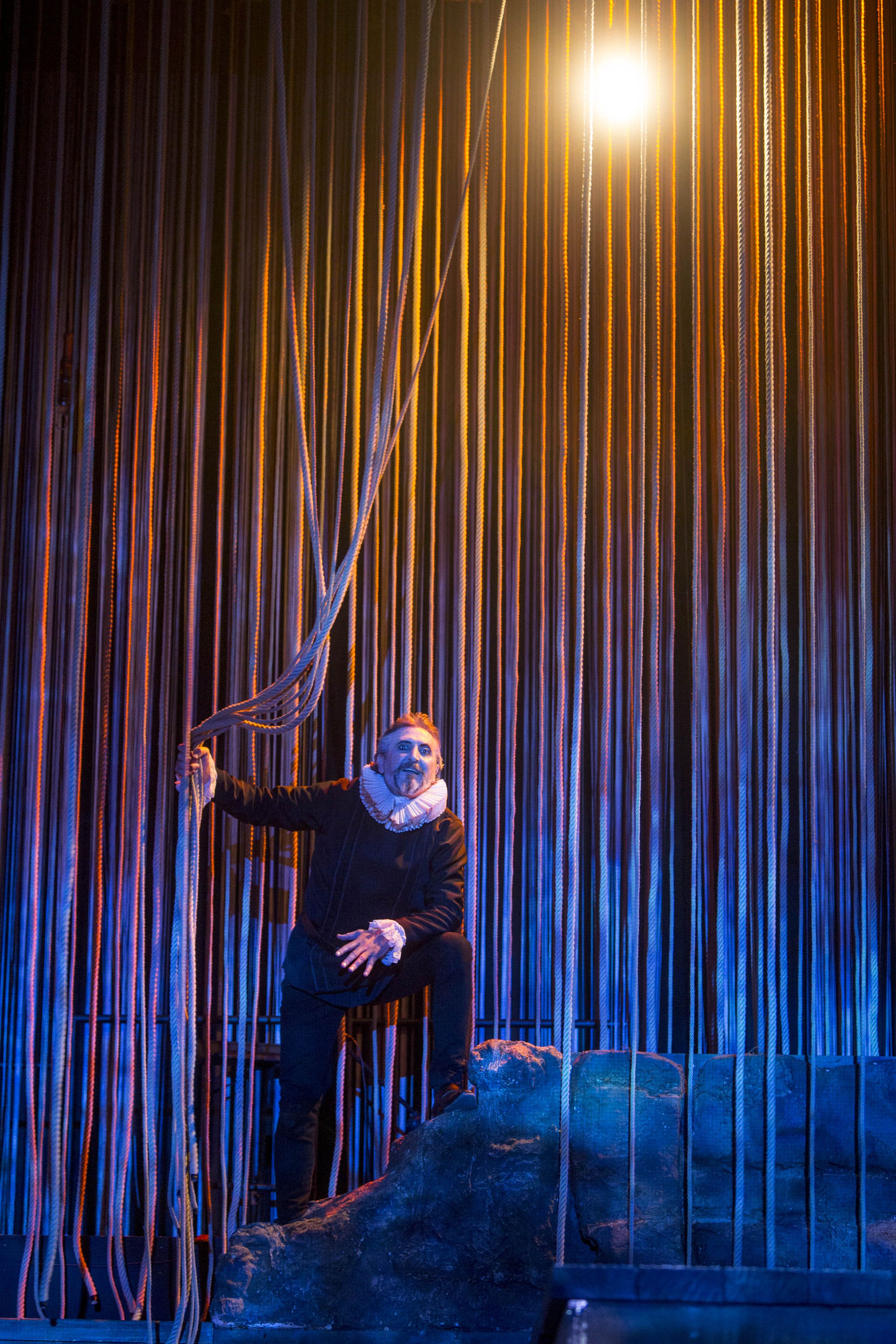 La otra mano de Cervantes