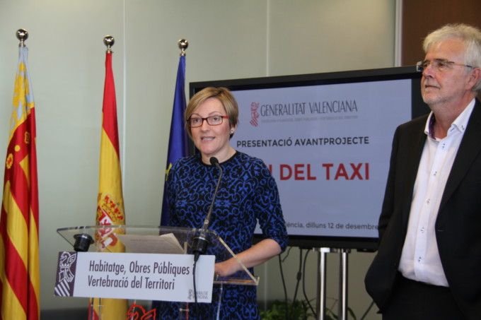 161212_presentacio_llei_del_taxi_2