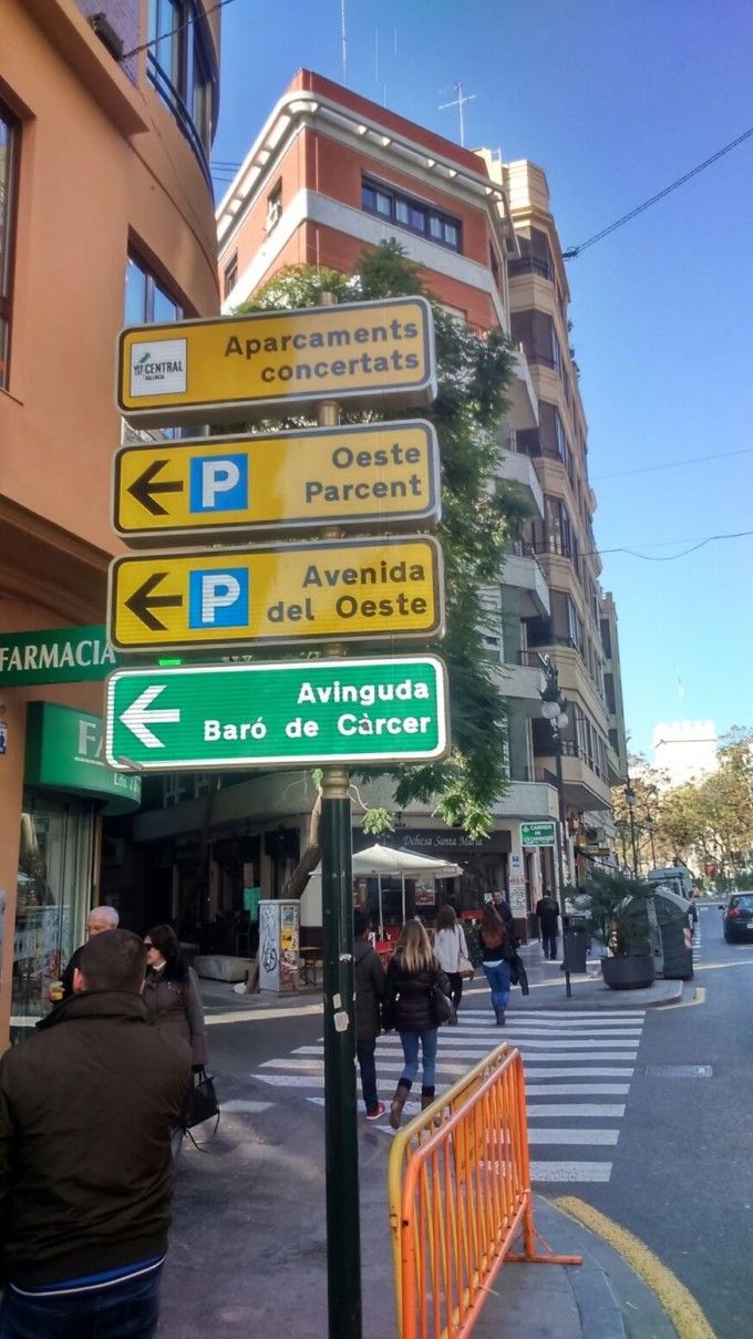 1215-senyalitzacio-mercats-municipals-1