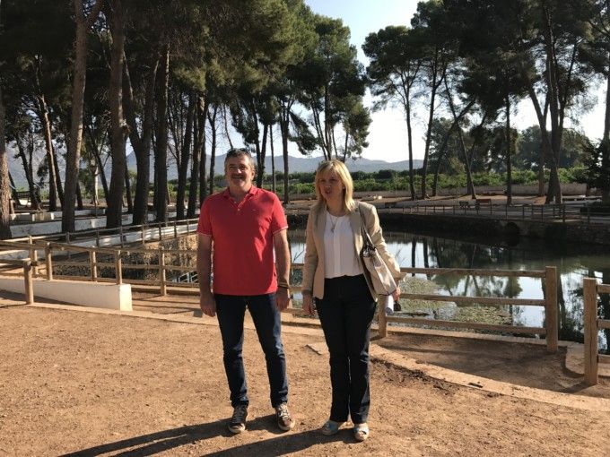 el-diputat-josep-bort-amb-lalcaldessa-de-quart-de-les-valls-maria-del-pilar-alvarez_02