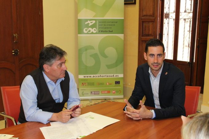 el-presidente-de-la-mancomunitat-carlos-fernandez-bielsa-junto-al-aedl-de-la-mancomunitat-andres-martinez-1