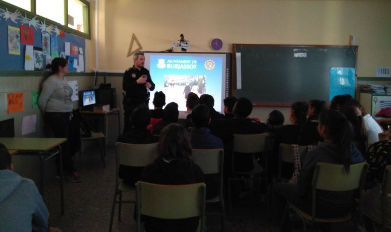 PLB-Clases-pirotecnia-marzo-2018-775x460