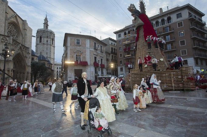 20180317-ofrenda-flores-virgen-fallas-dia-1-vgutierrez7599