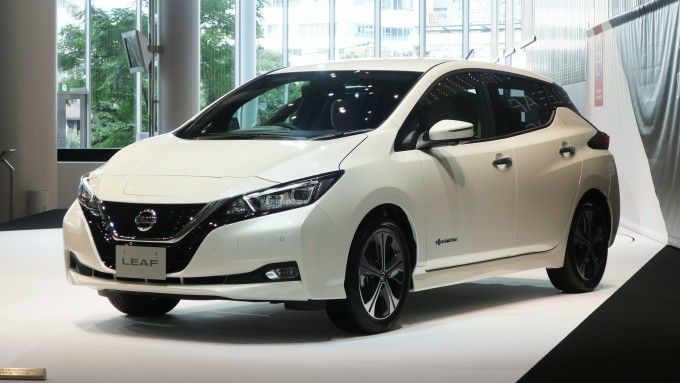 Nissan_Leaf_ZE1_Nissan_Global_Headquarters_Gallery_2017-08_1