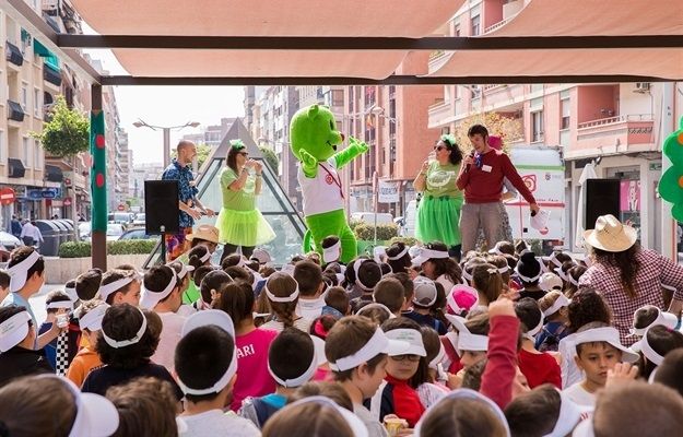 feria-del-medio-ambiente-escolares-1