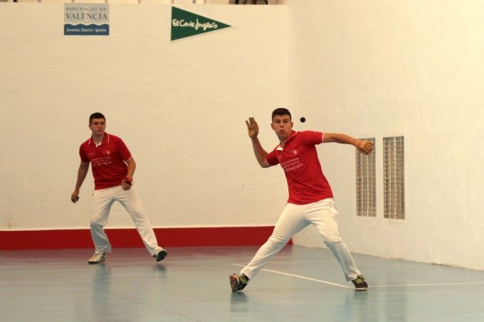 Beniparrell mante les opcions en primera, segona i juvenils