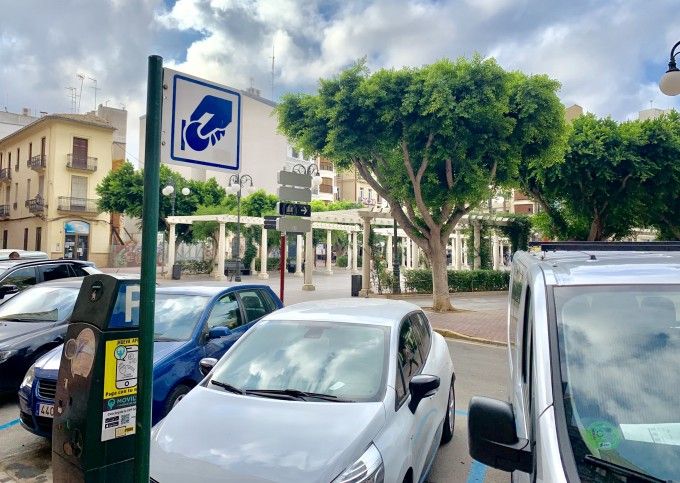 Una máquina del servicio de la ORA en Alzira