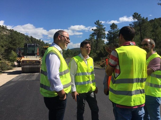 Las obras de reasfaltado y mejora de la seguridad en la CV-345 en ...