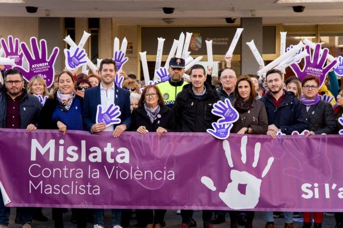 Concentración por el 25N en Mislata en 2019