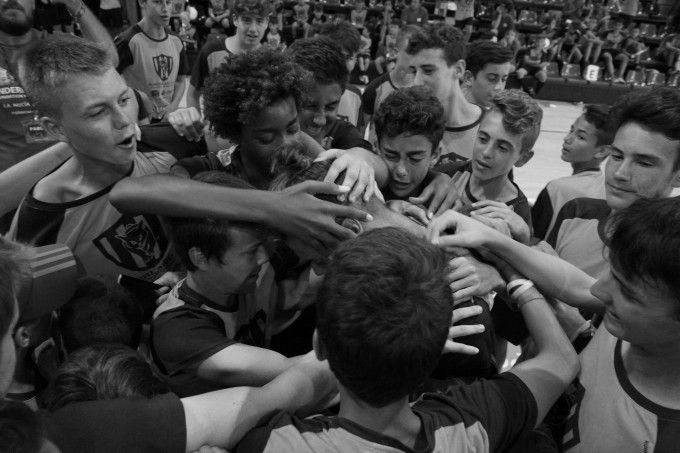 amistad-campus-de-fútbol-min