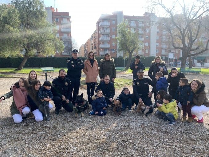 Unidad Canina de Paterna en Hospital de Manises en Mislata