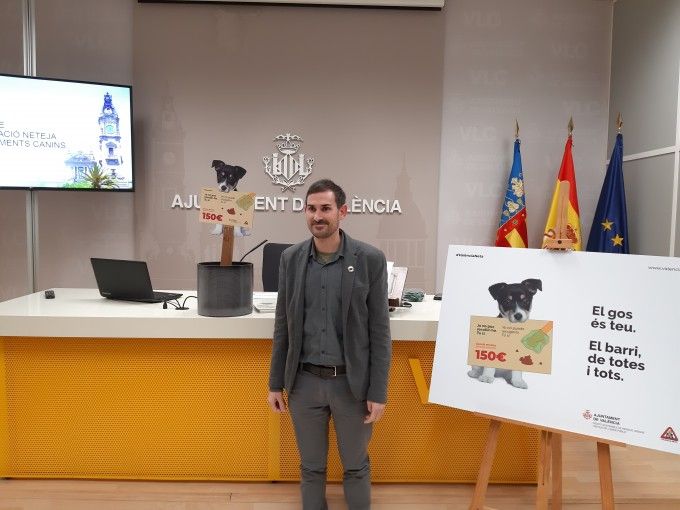 Campanya conscienciació neteja excrements canins