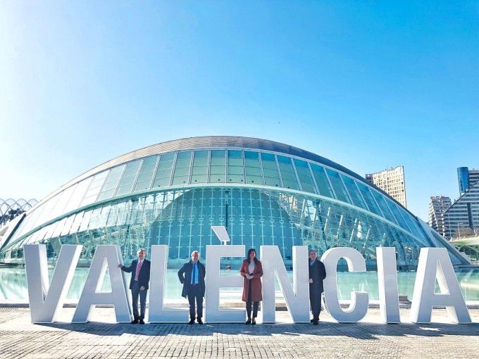 0205 Gómez Corpóreo