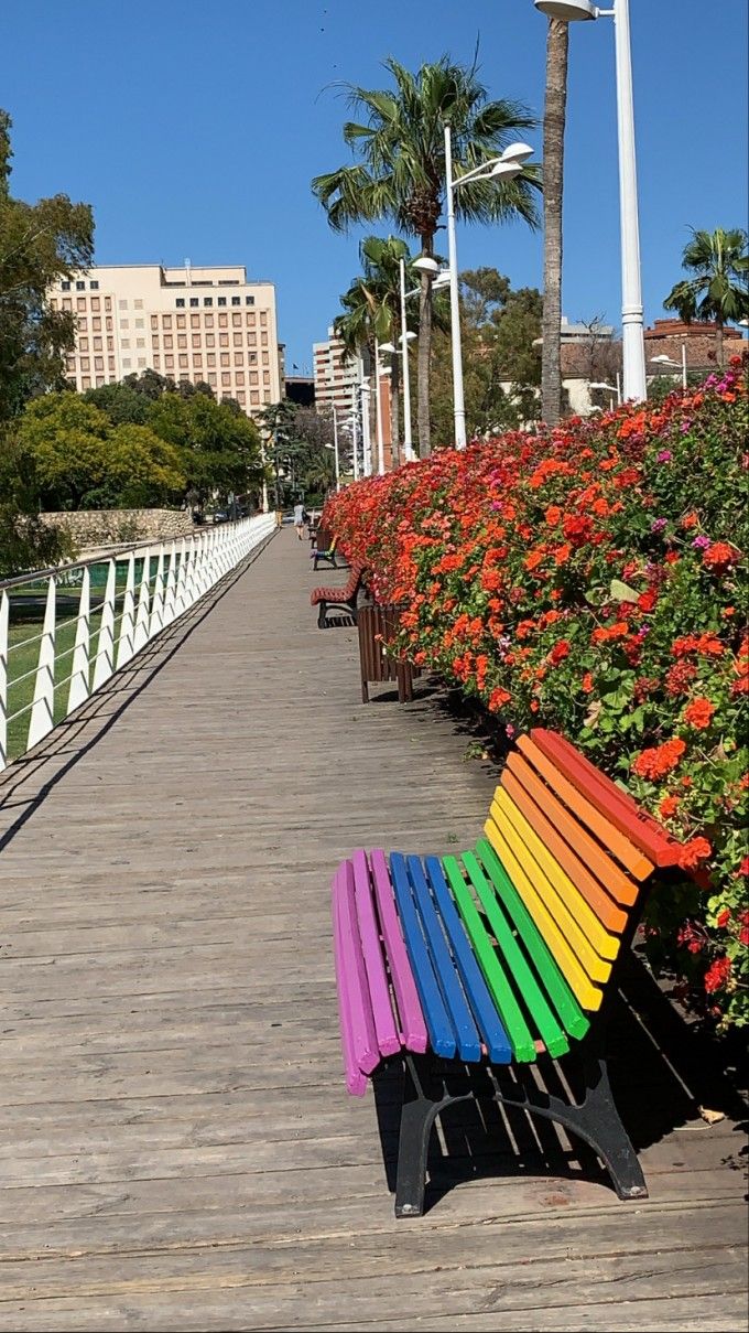 2351E504-5682-44DE-A783-1D9D0BB1B33A