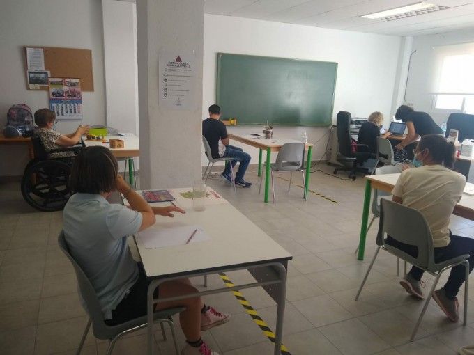 photo5985305736550397172