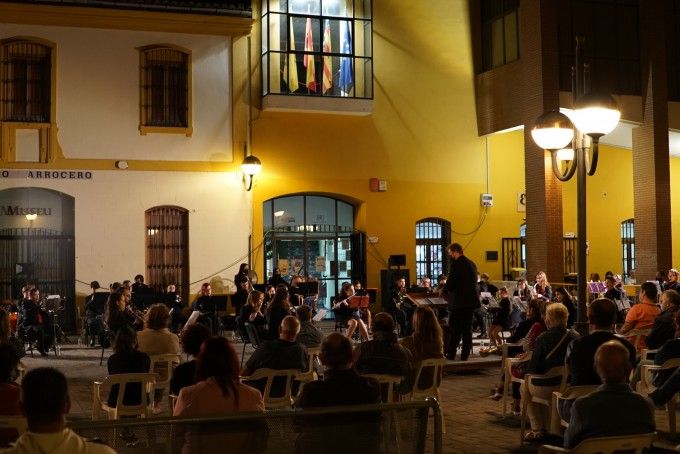 nits estiu benetusser