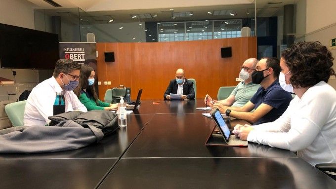 mesa trabajo massamagrell