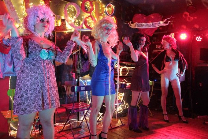 20.11.02_Cultura_Online_ideadestroyingmuros