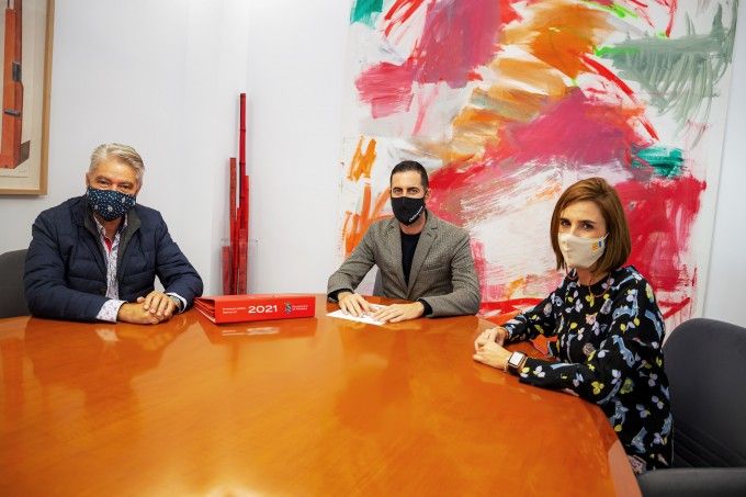 Carlos F. Bielsa con María Luisa Martínez Mora y José María González Murgui