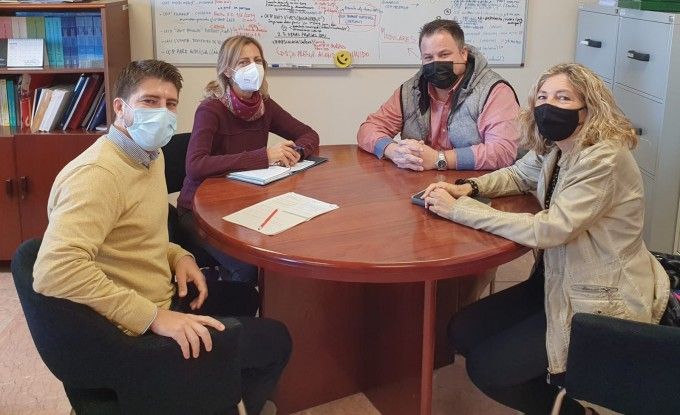 sueca reunió amb la directora territorial d'Educació