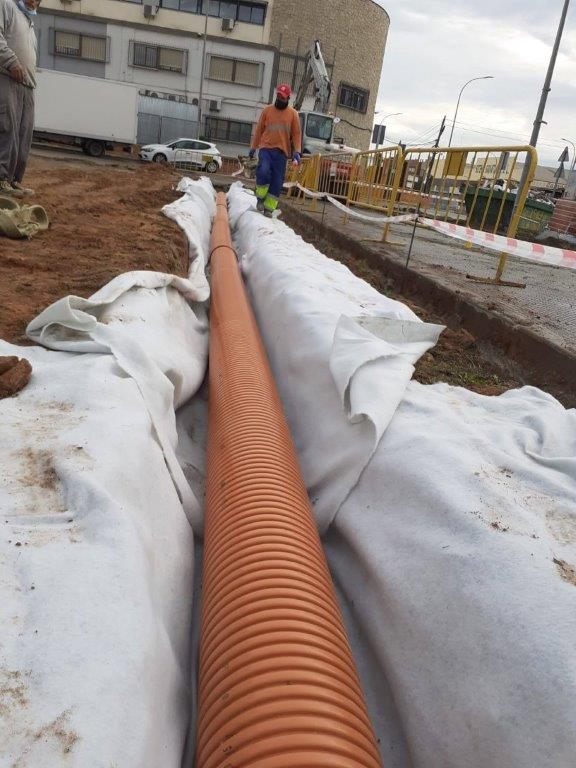 Pluviales fuente del jarro