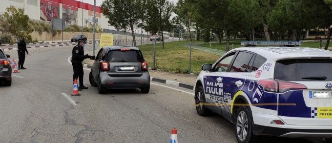 Controles policiales en Paterna 03