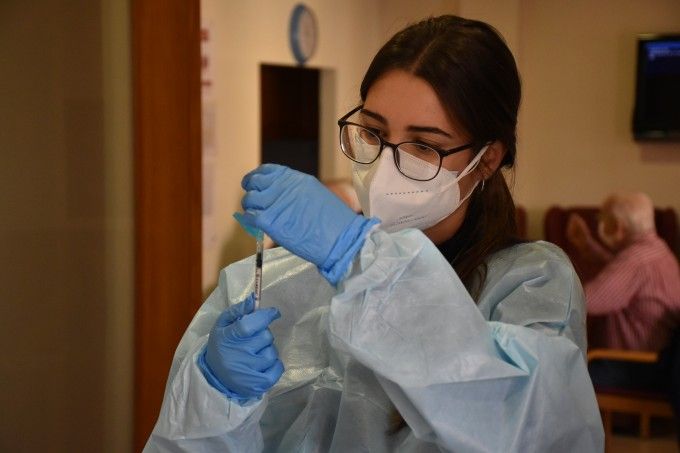 Infermera vacunació xàtiva