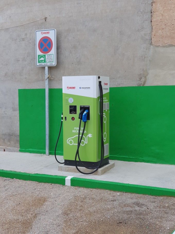sueca punto recarga electrica