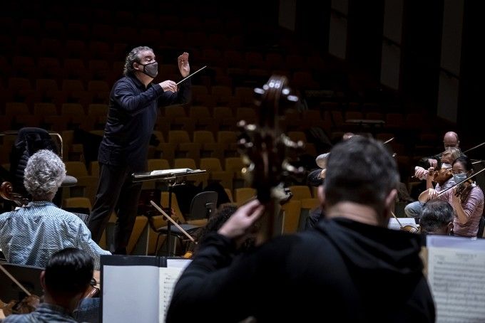 21.03.24 Juanjo Mena©Mikel Ponce_LesArts (18)