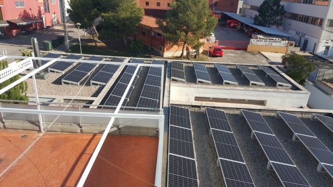 Instalación fotovoltaica guardería Fuente del Jarro Paterna