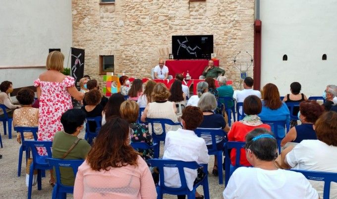 Ciclo novela negra ontinyent