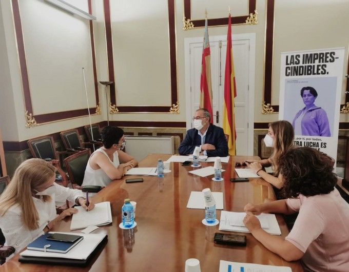 Reunion Instituto Mujeres Ministerio