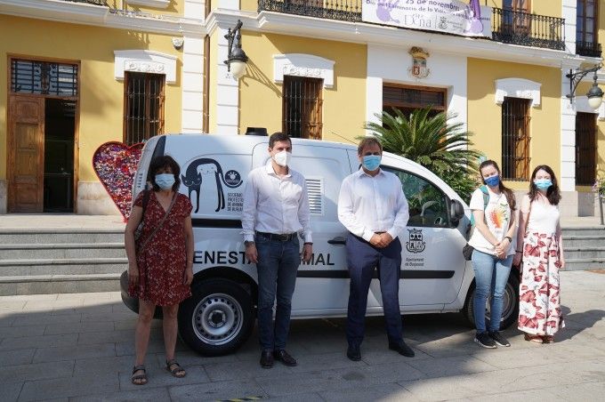 vehiculo transprte animales burjassot