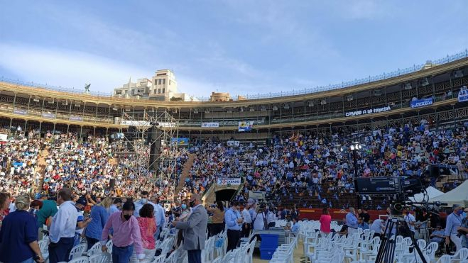 9.000 personas participan en la clausura de la Convención Nacional del PP en la plaza de toros de València