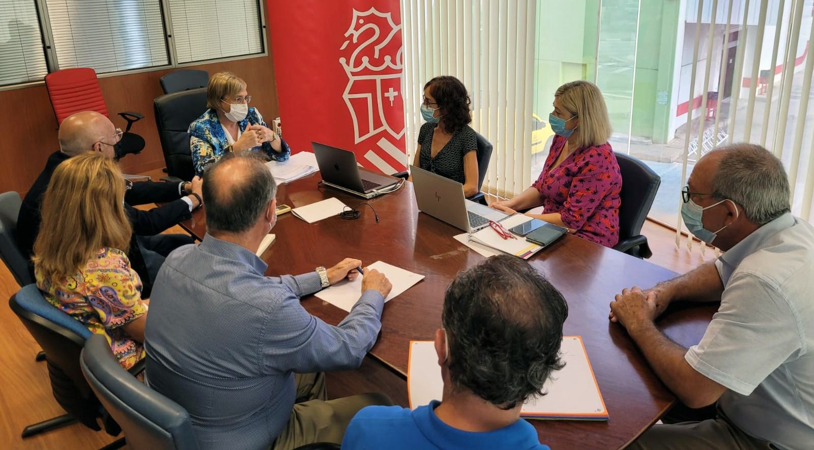 La consellera de Sanidad ha mantenido una reunión con el comisionado y el futuro equipo directivo del departamento de Torrevieja