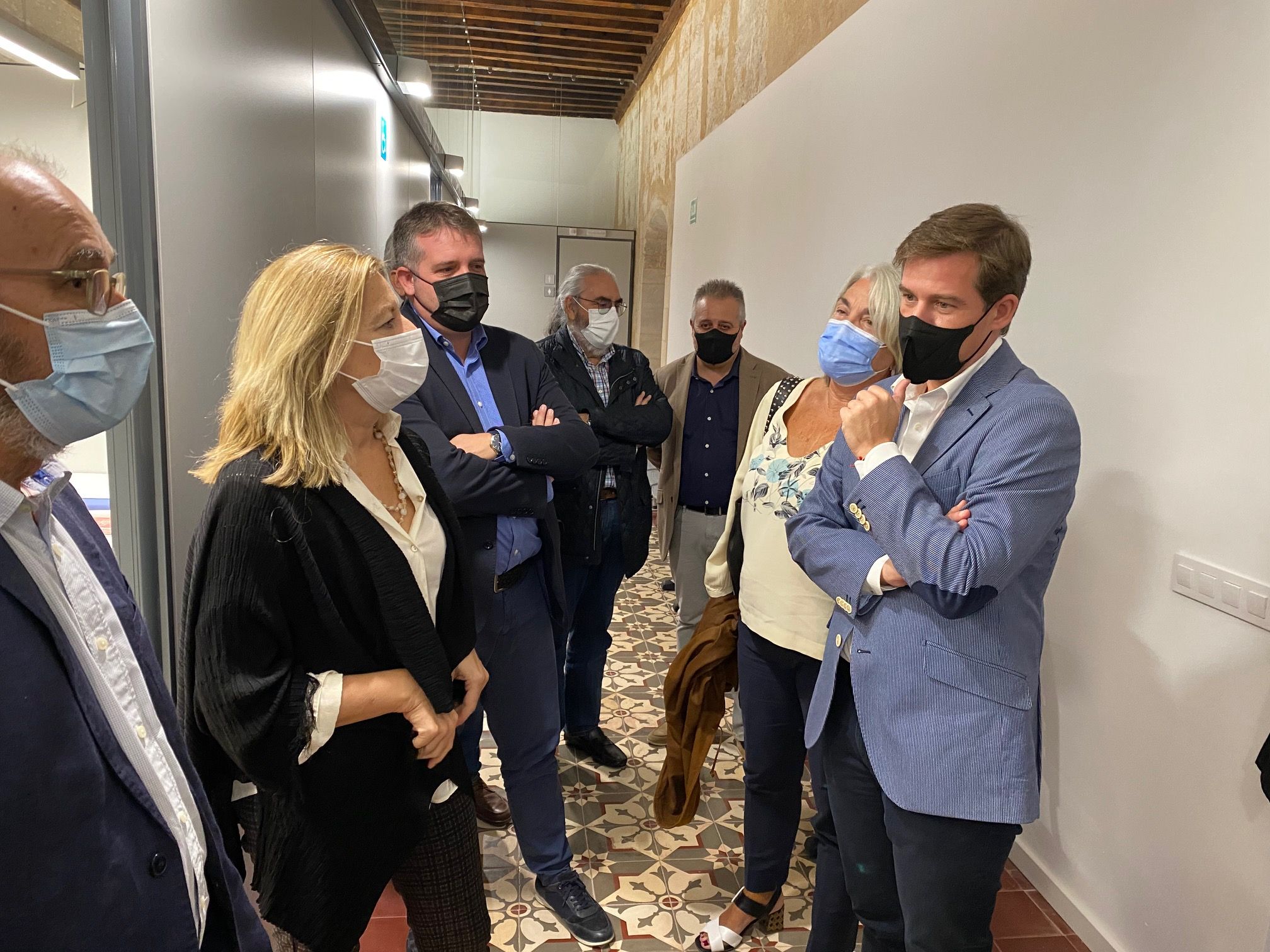 Roger Cerdà visita el nuevo consultorio de Salud de la Seu