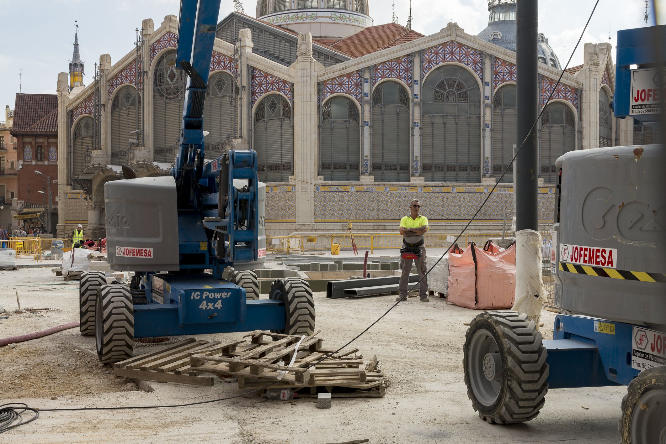 Obras Plaza de Brujas de València - Xisco Navarro València Extra