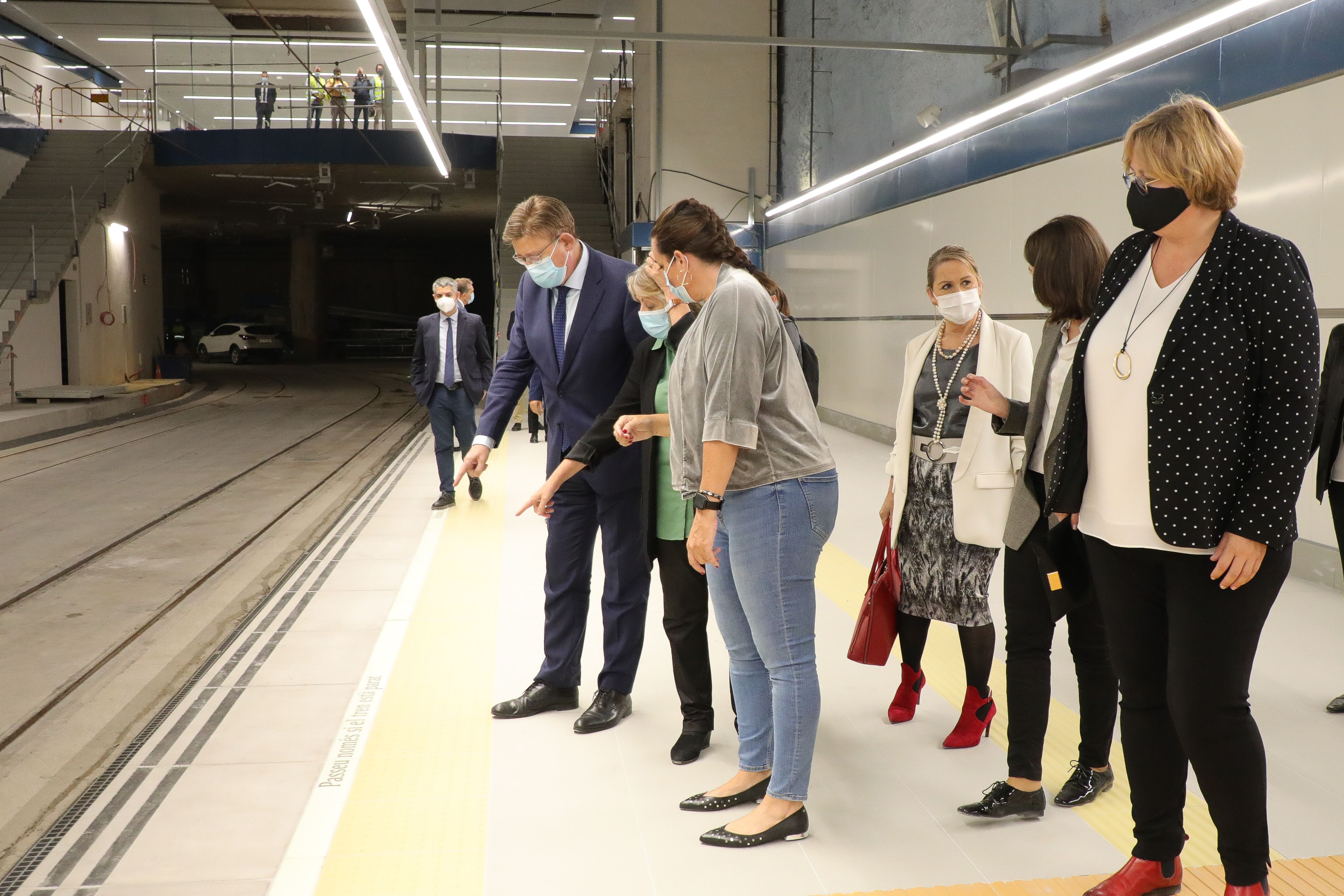 Ximo Puig i Elisa Ferreira han visitat les obres de la L10 de Metrovalencia