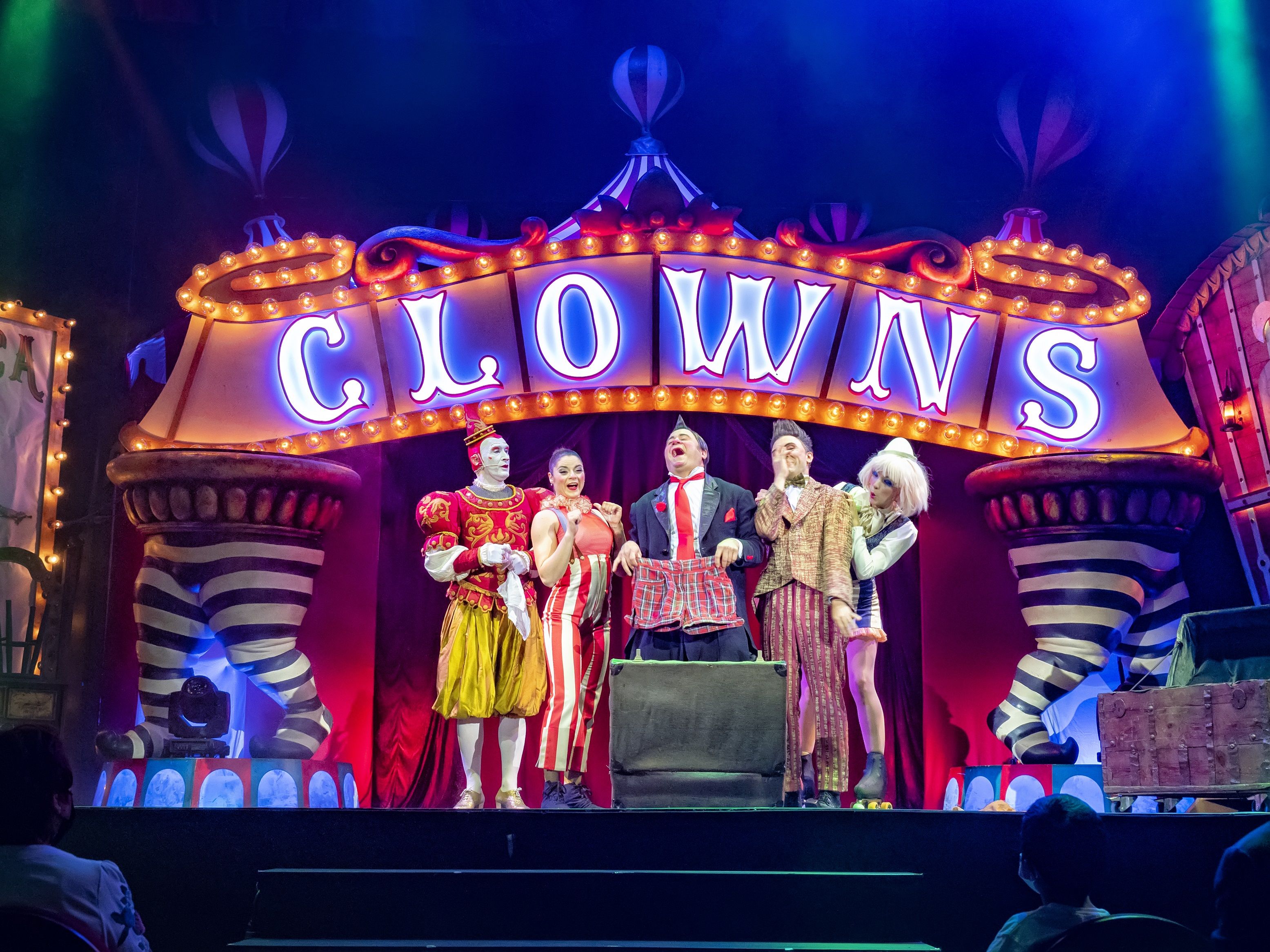 Un momento del espectáculo Clowns