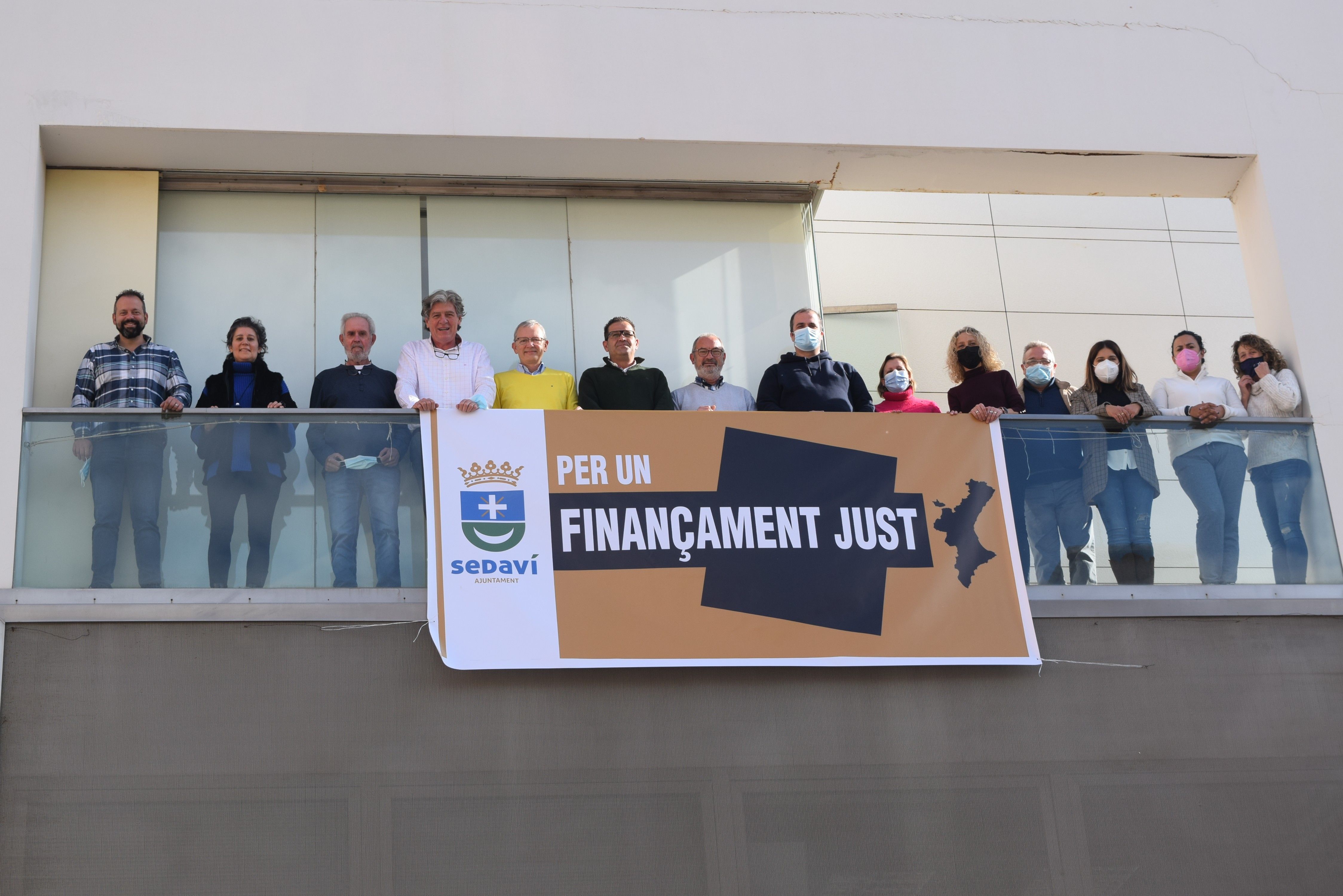 Pancarta por una financiación justa del Ayuntamiento de Sedaví
