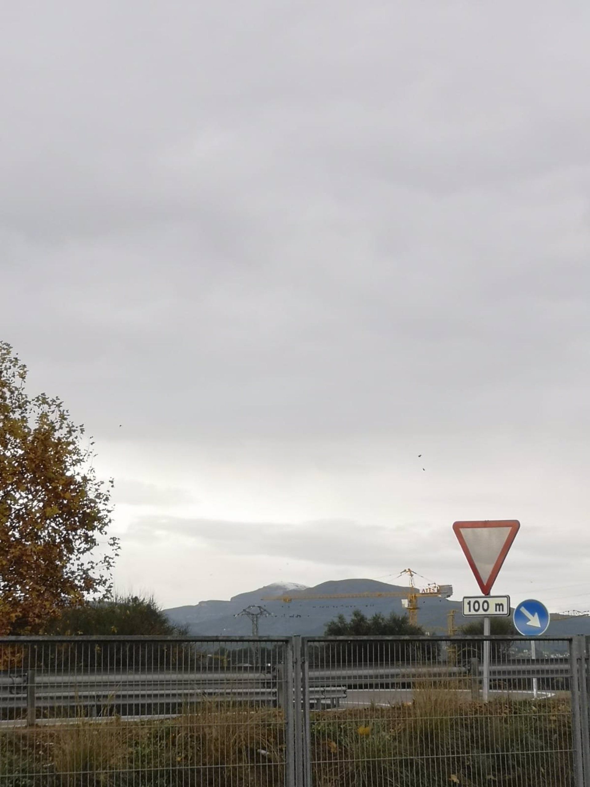 La nieve llega a la Sierra de Chiva