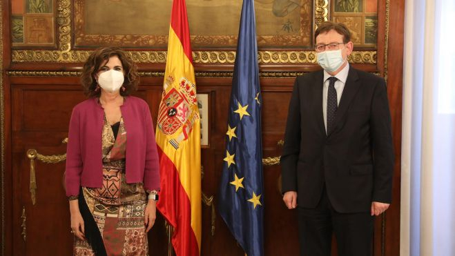 La ministra d'Hisenda, María Jesús Montero, durant una trobada amb el president de la Generalitat Valenciana, Ximo Puig