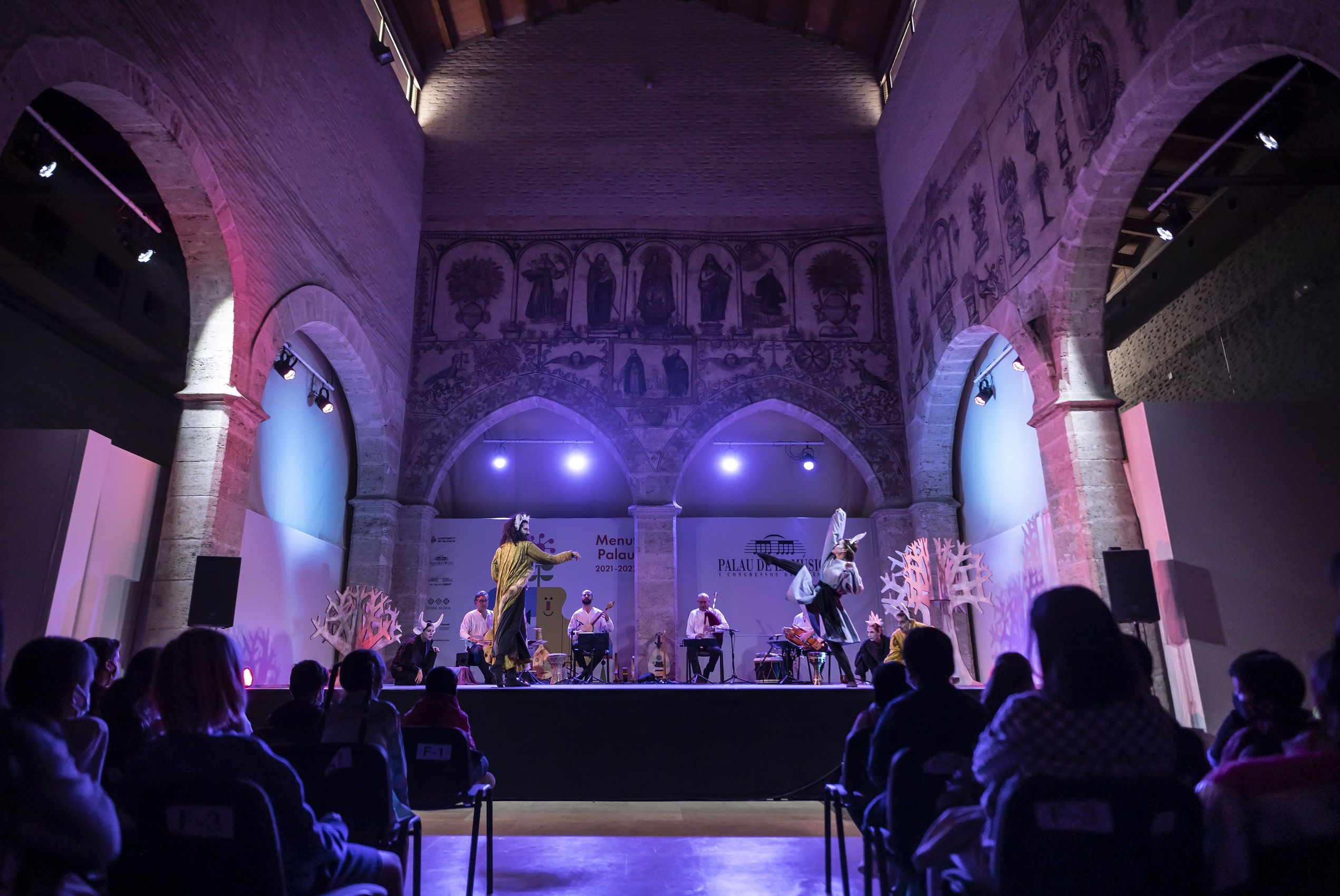 Activitats de Menut Palau en l'Almodí