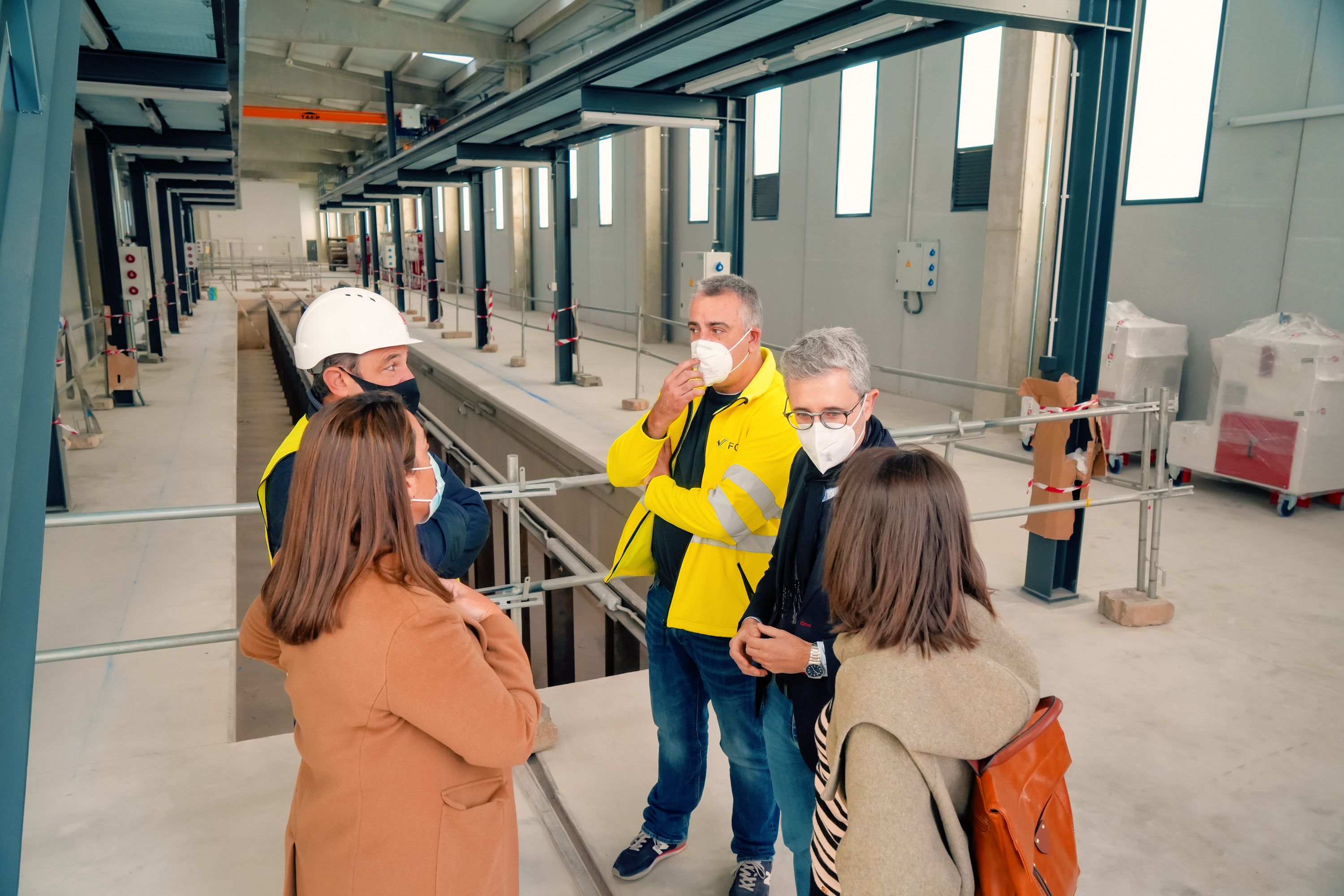 Arcadi España visita les obres i instal·lació de l'equipament tècnic del depòsit de material mòbil provisional de la nova Línia 10 de Metrovalencia (Alacant-Natzaret)