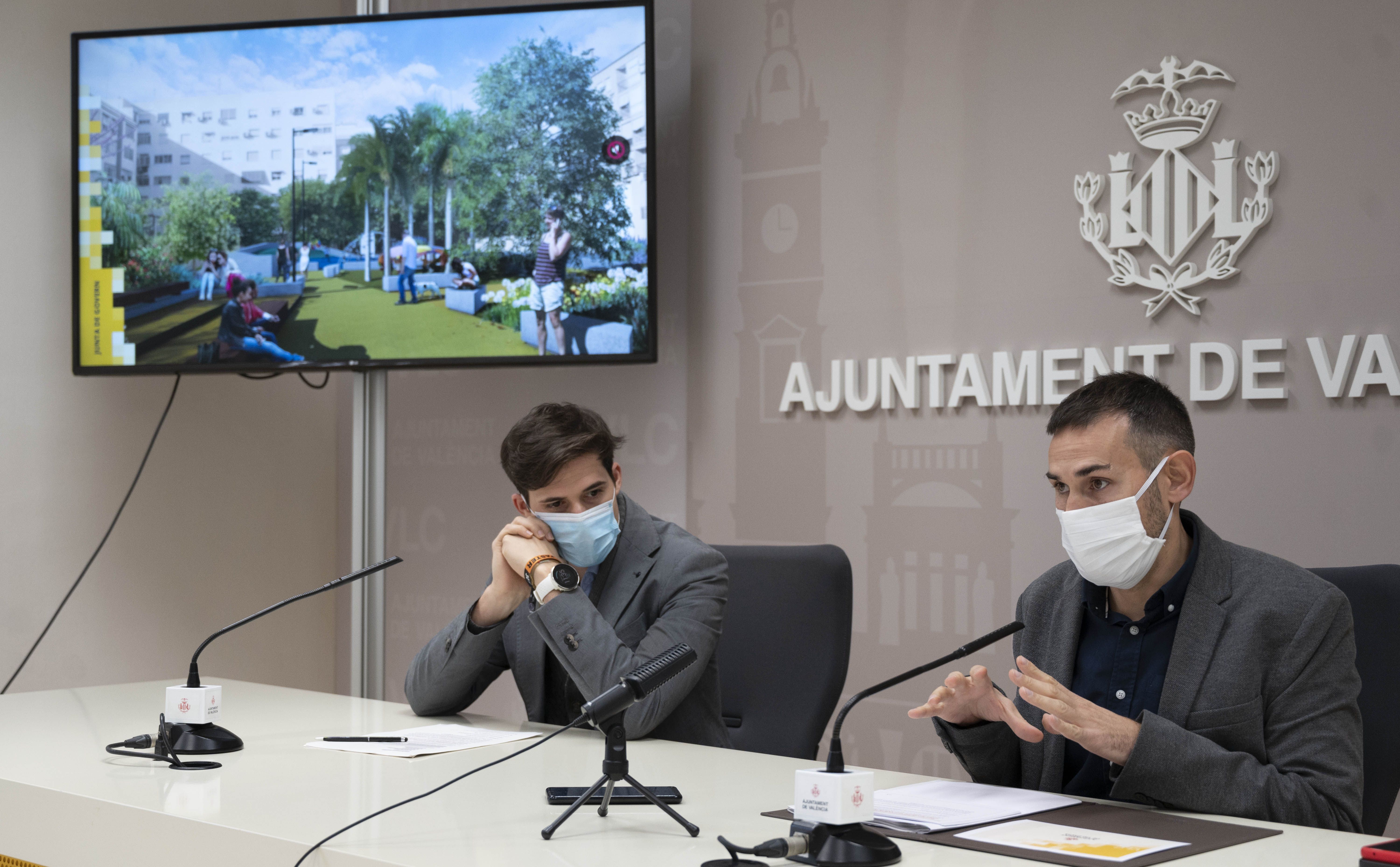 El vicealcalde i portaveu municipal, Sergi Campillo, amb el regidor Borja Sanjuán