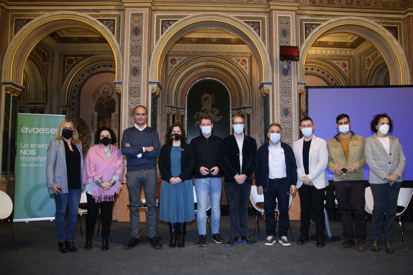 Diez ayuntamientos valencianos reciben las guías smart city elaboradas por la Diputació y Avaesen 