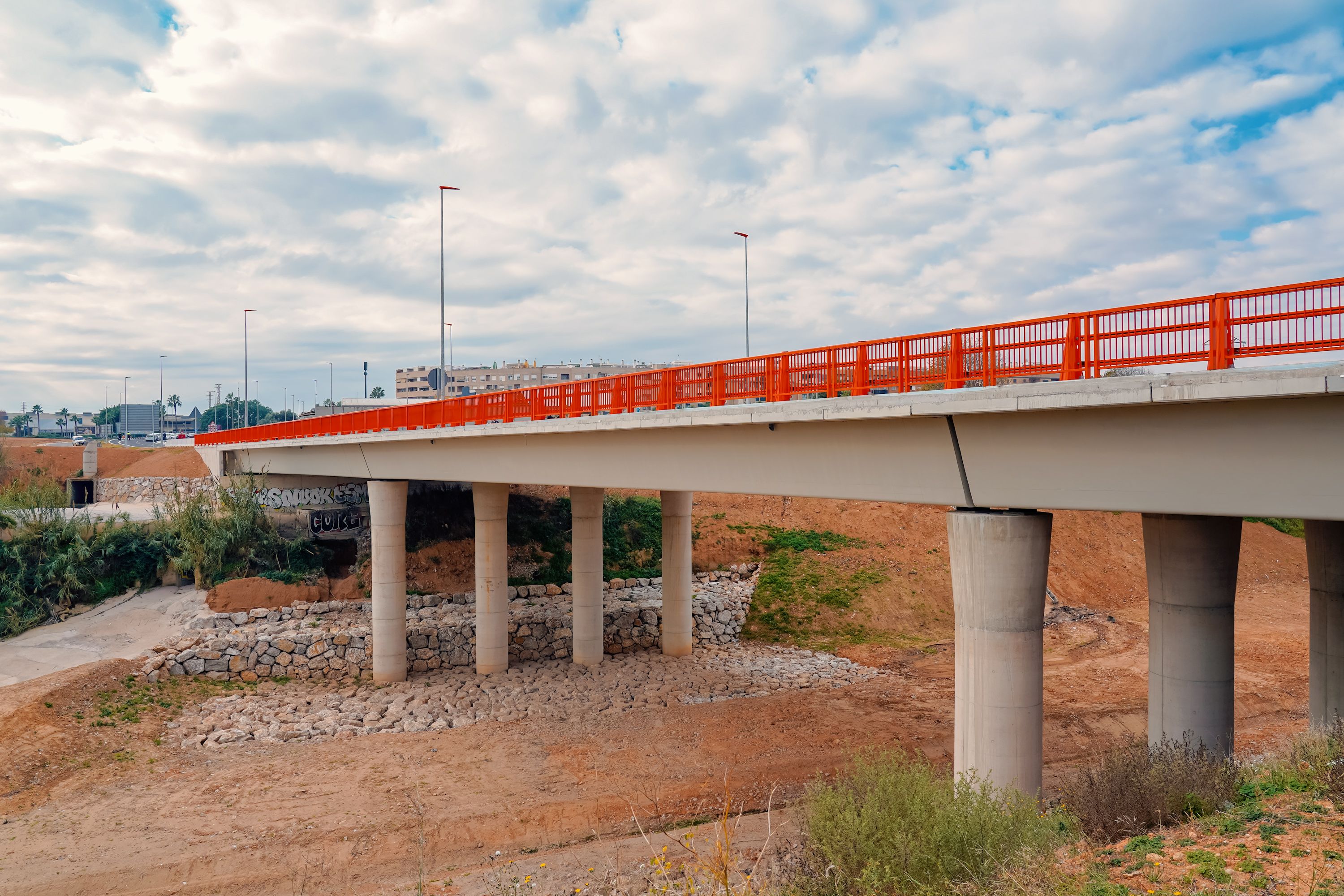 Nuevo puente sobre el barranco de Chiva de Torrent