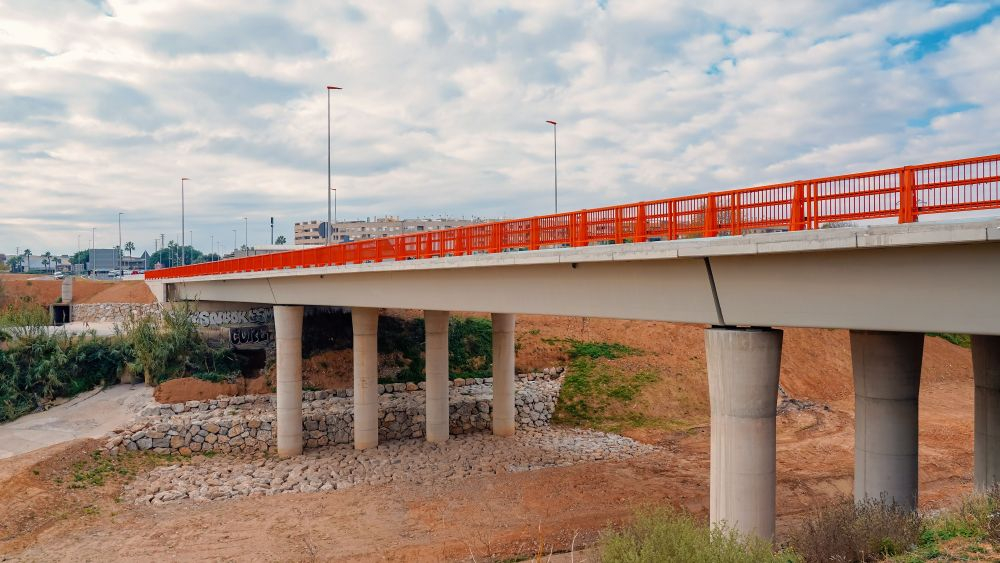 Nuevo puente sobre el barranco de Chiva de Torrent