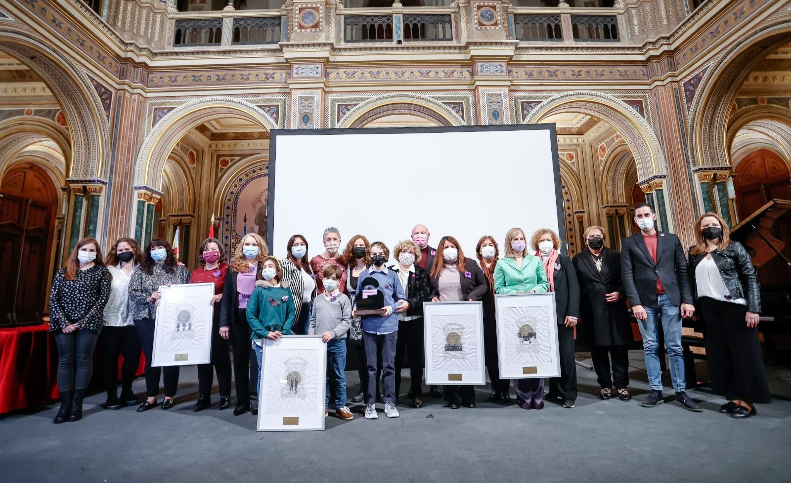 Imagen de las galardonadas durante la ceremonia de entrega de premios