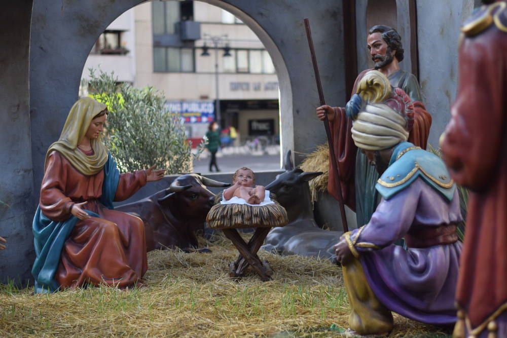 Belén municipal en la plaza de San Agustín - Foto: Luna Mata